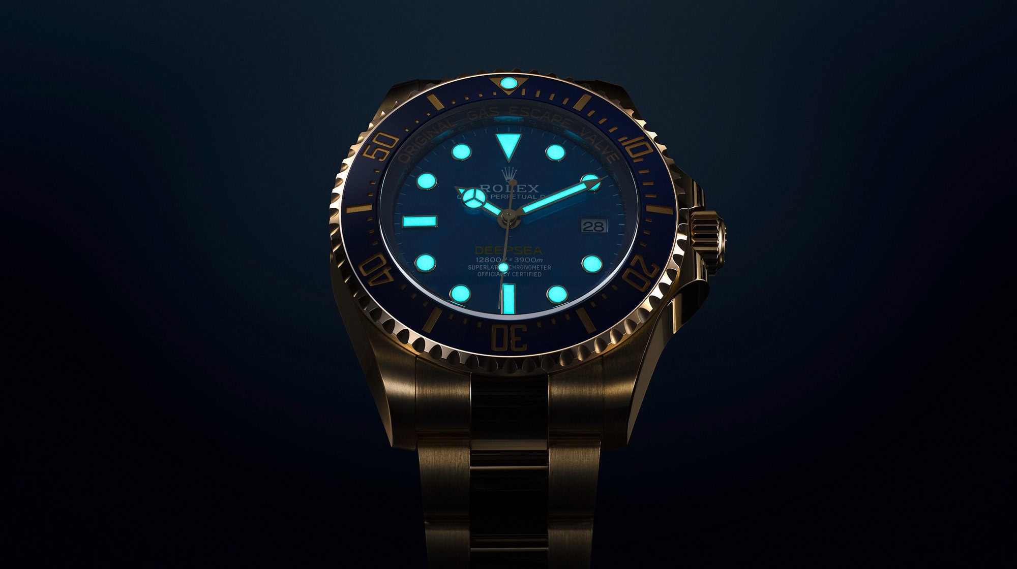 Rolex Deepsea dalam Cahaya - Woo Hing Brothers