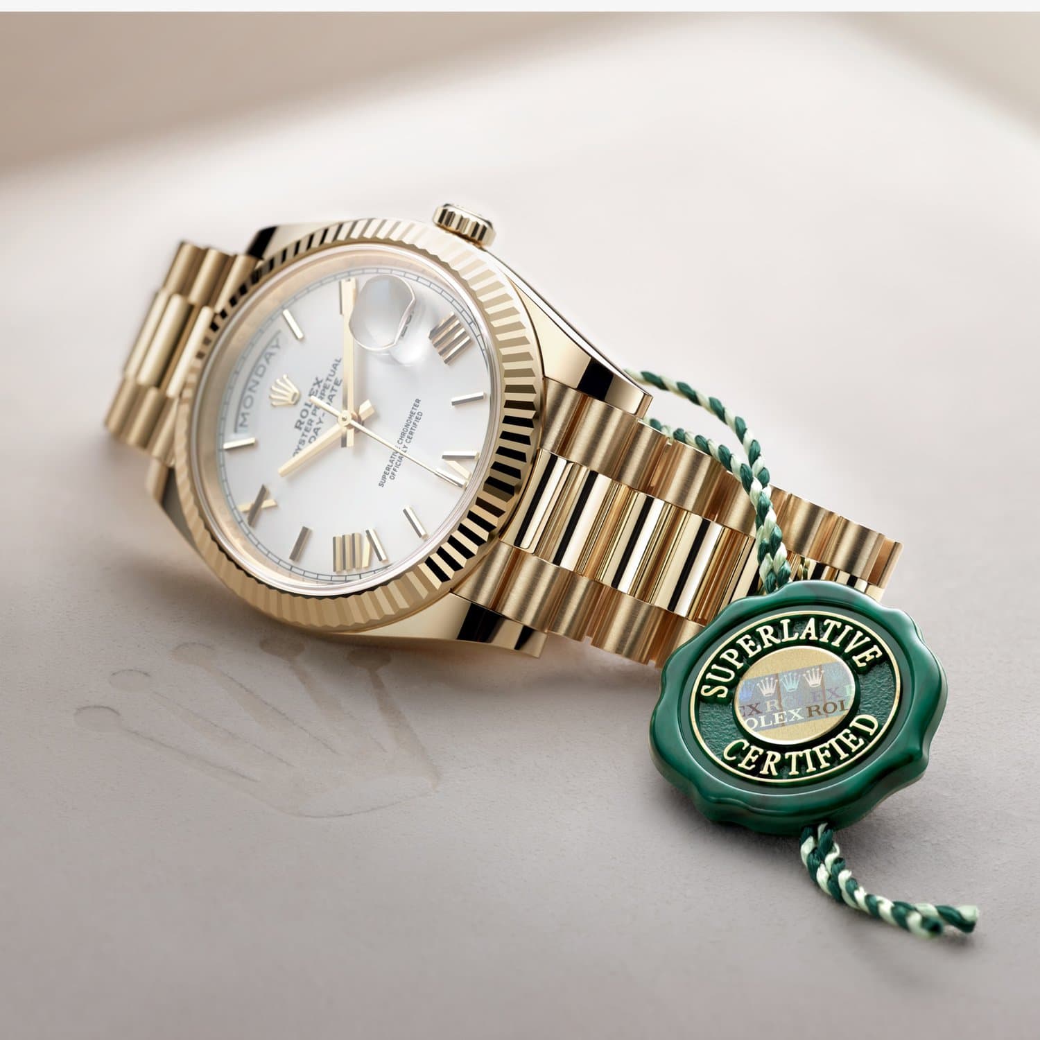 Jam Tangan Rolex dengan Pensijilan Superlative Chronometer - Woo Hing Brothers